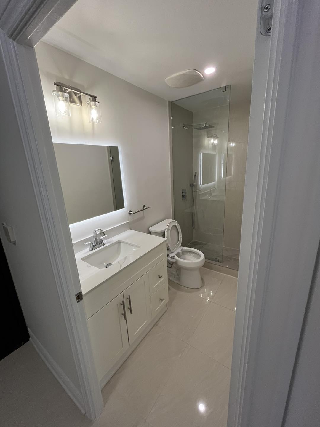 Bright and Clean Full Bathroom Renovation — image 1